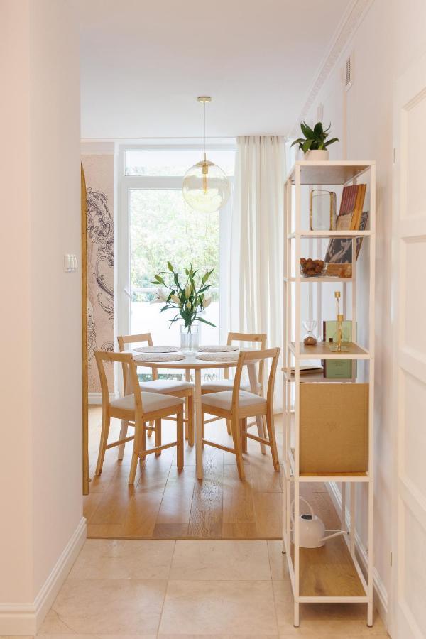 Maison Bruehl - Apartamenty Przy Ogrodzie Saskim Varsóvia Exterior foto